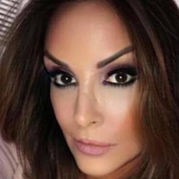 Meet your Posher, Cindy - Picture 1 of 1